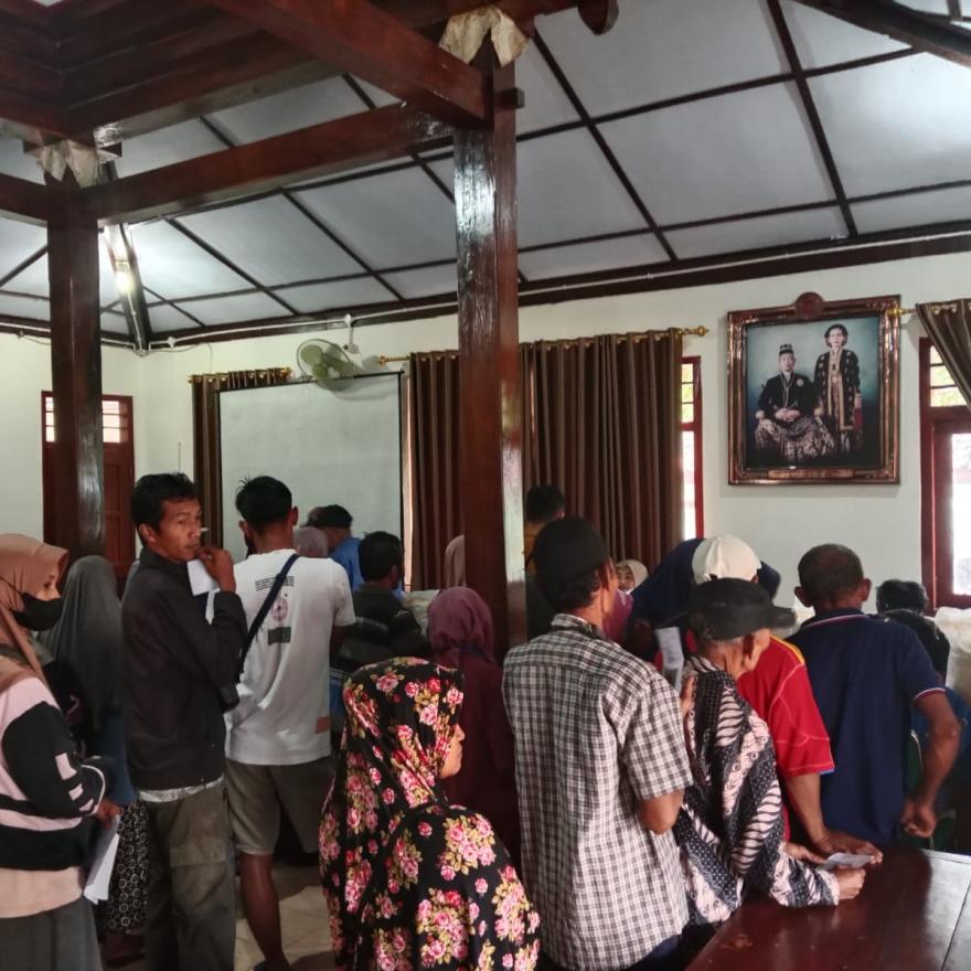 Pembagian Bantuan Beras Bulog 20 Kg Kalurahan Sidomulyo